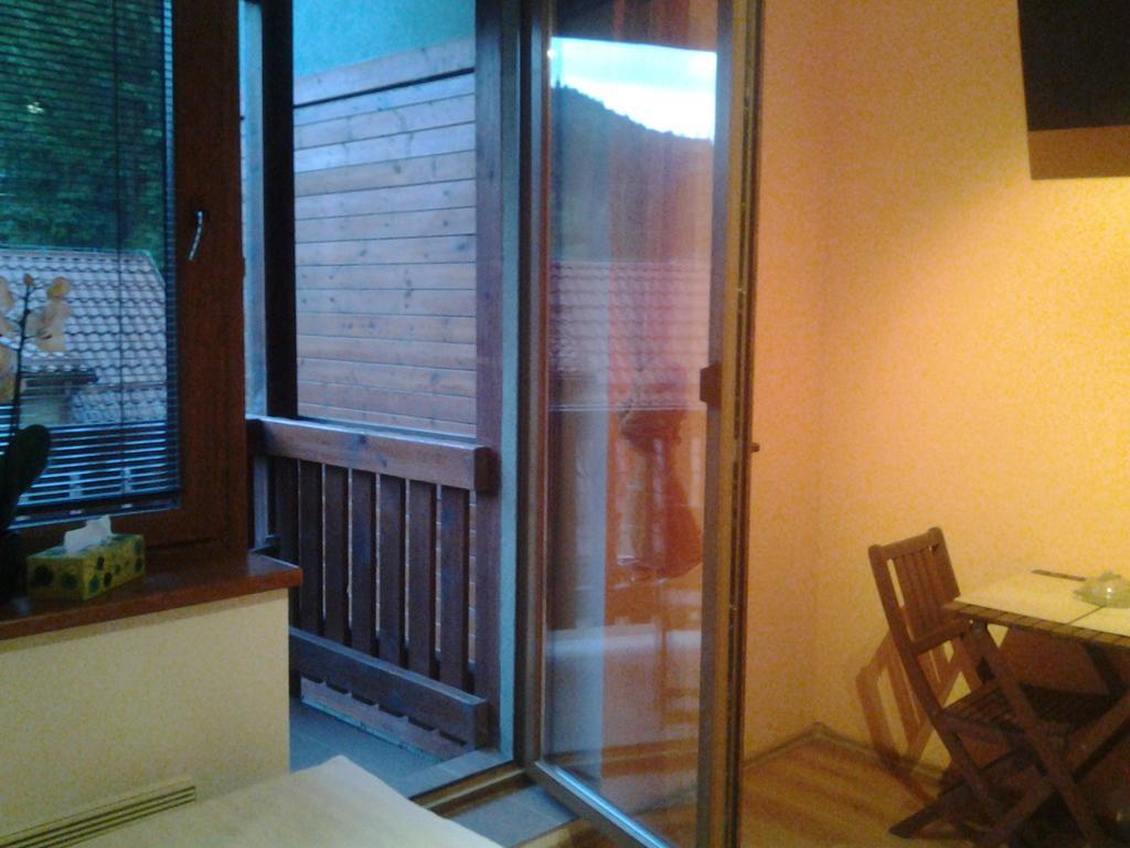 Fatrapark 1 U Sovicky Studio, Kuchynka, Kupelna,S Balkonom Gratis Parkovanie V Podzemnej Garazi Ружомберок Экстерьер фото